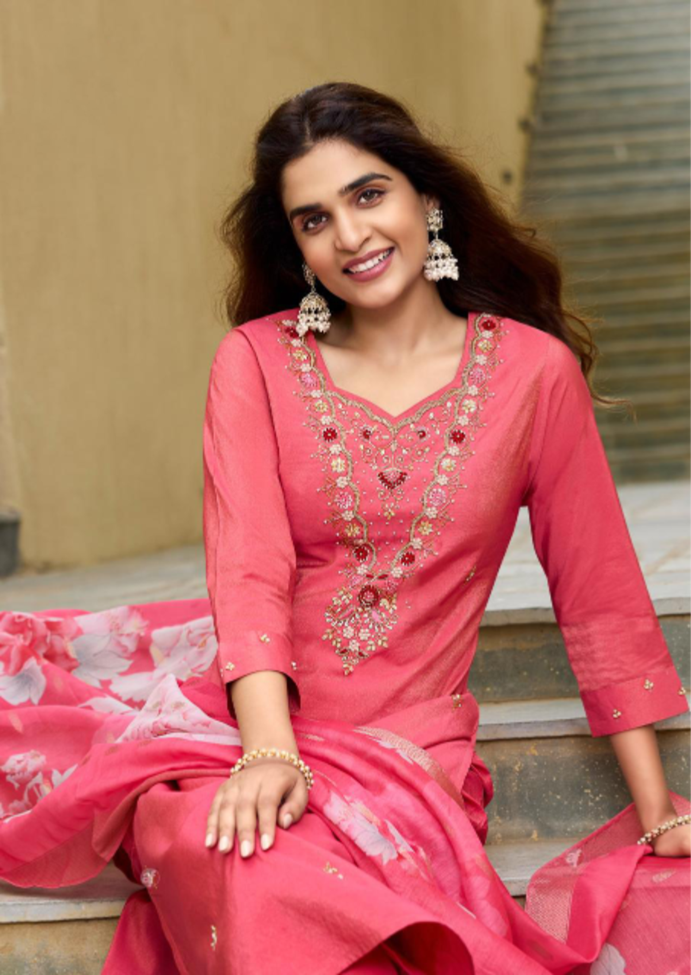 Festival Kurti Pant With Dupatta - Pink